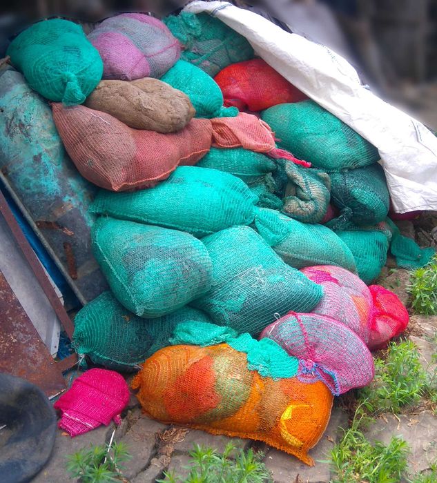 Плетени чували рашел гаци  - лук, картофи, ябълки