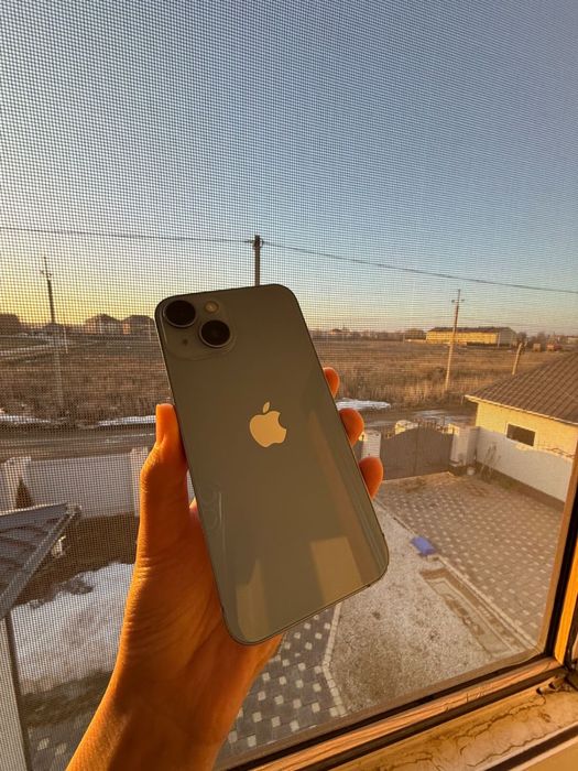 Продам айфон 14.