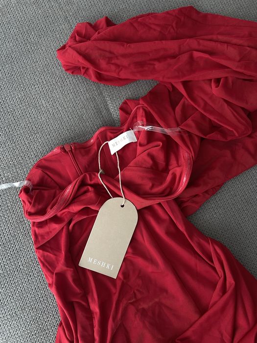 Нова рокла от бранд Meshki