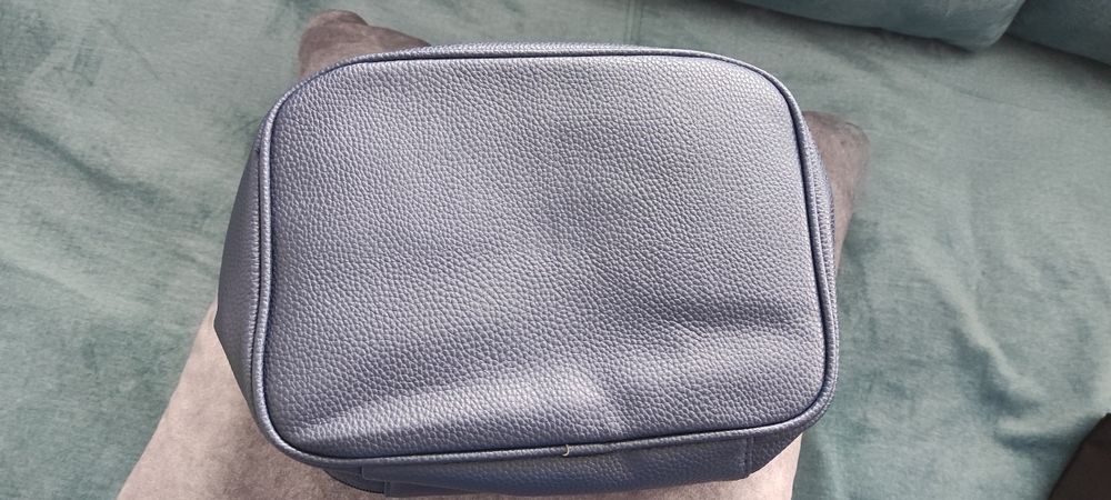 Дамска козметична чанта