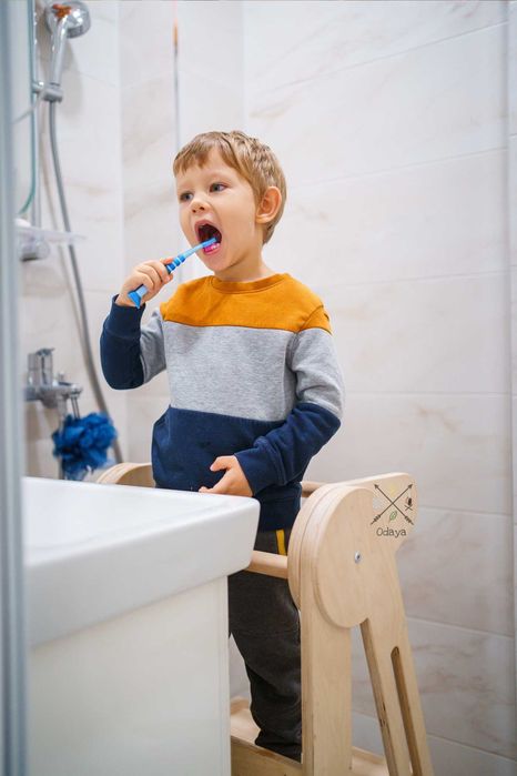 Learning Tower / Сгъваема помощна кула by Odaya