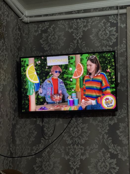 LG телевизор продам