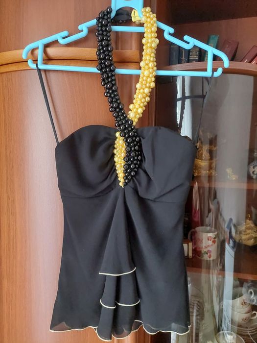 Нарядный   топ !