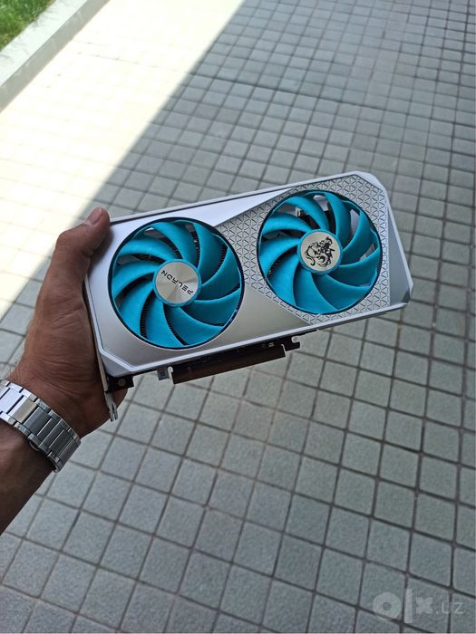 RTX 5050 8 gb Peladin (custom)