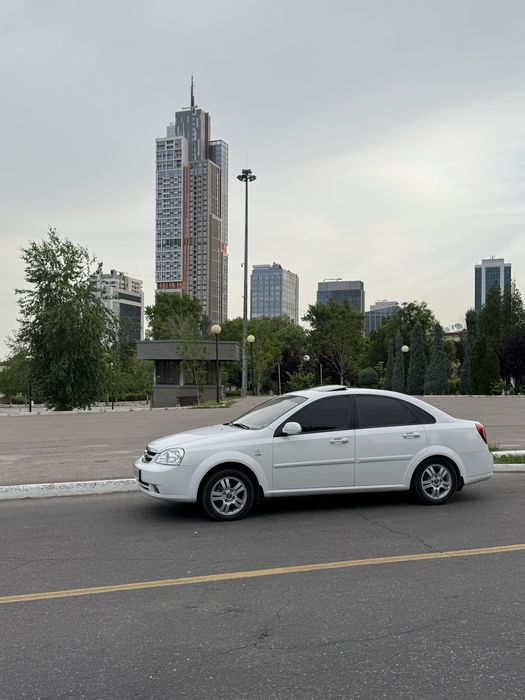 Lacetti 1.6 Avtomat 2013
