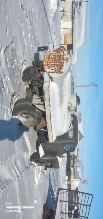 Газ бензовоз, топливозапращик