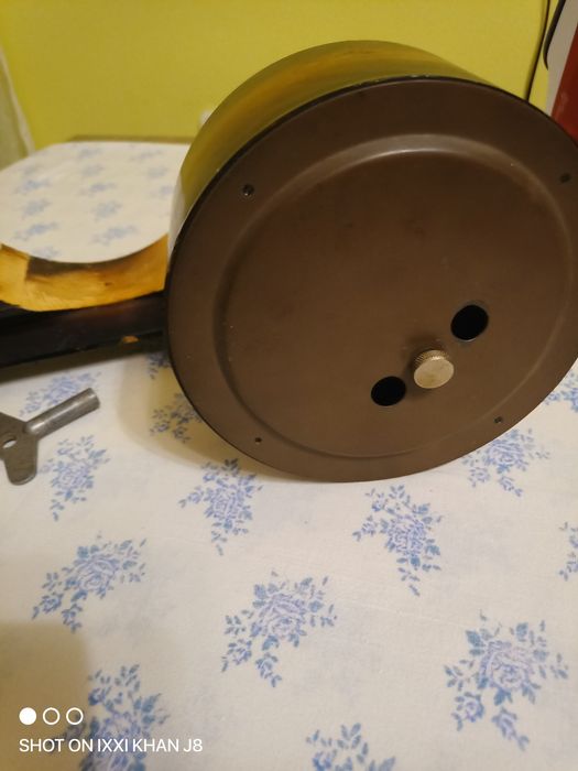 Часы Весна , не рабочие.