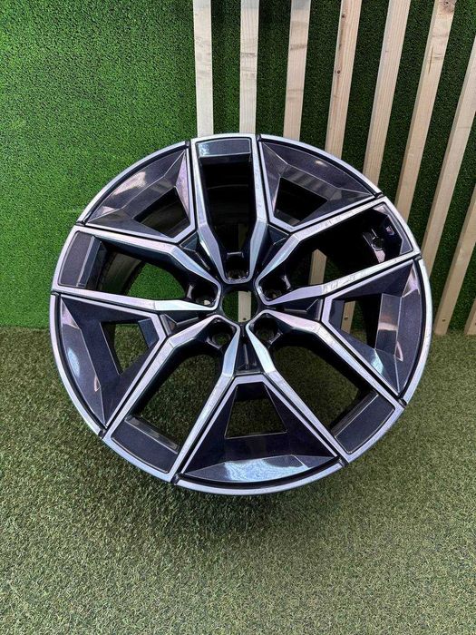 Jantă BMW SERIA 5 G60 r19 j8,5 stil 936m