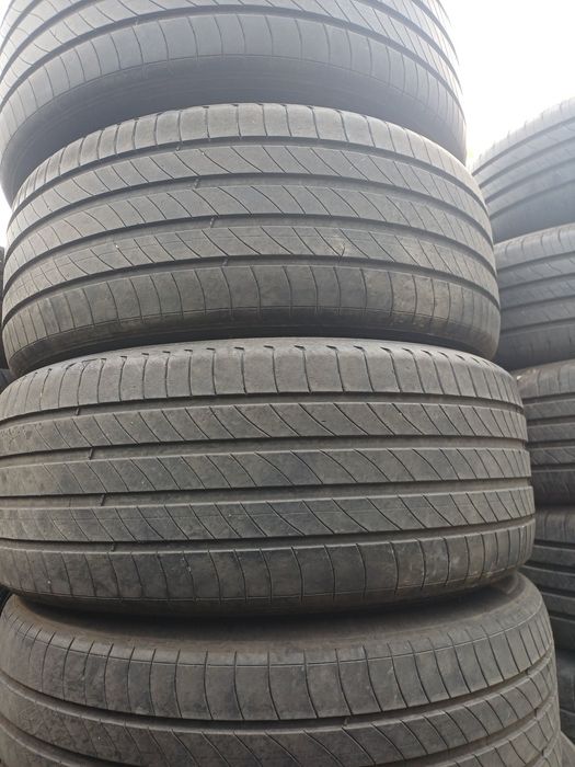 Гуми 235/45/18 Мишелин