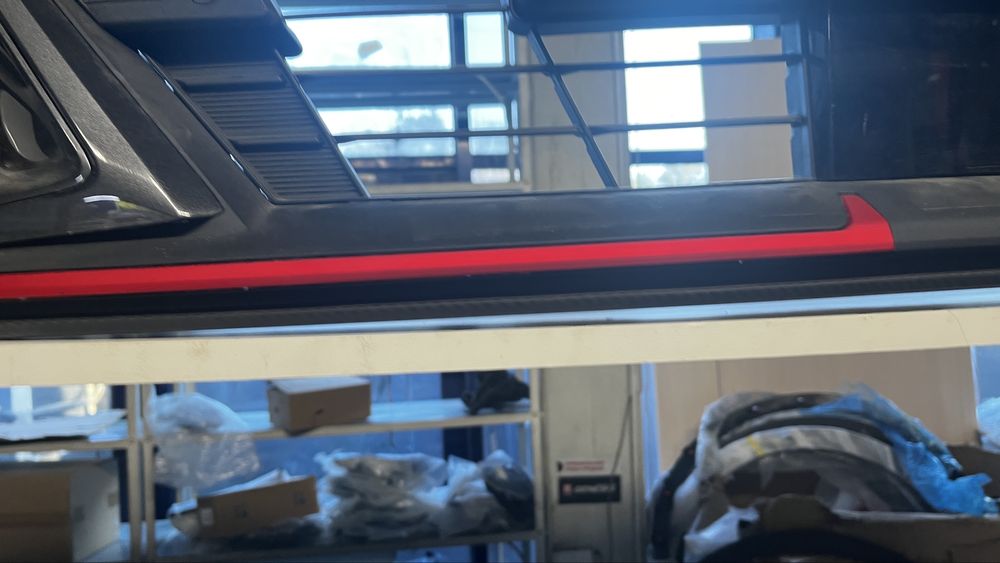 Бампер есть наличе