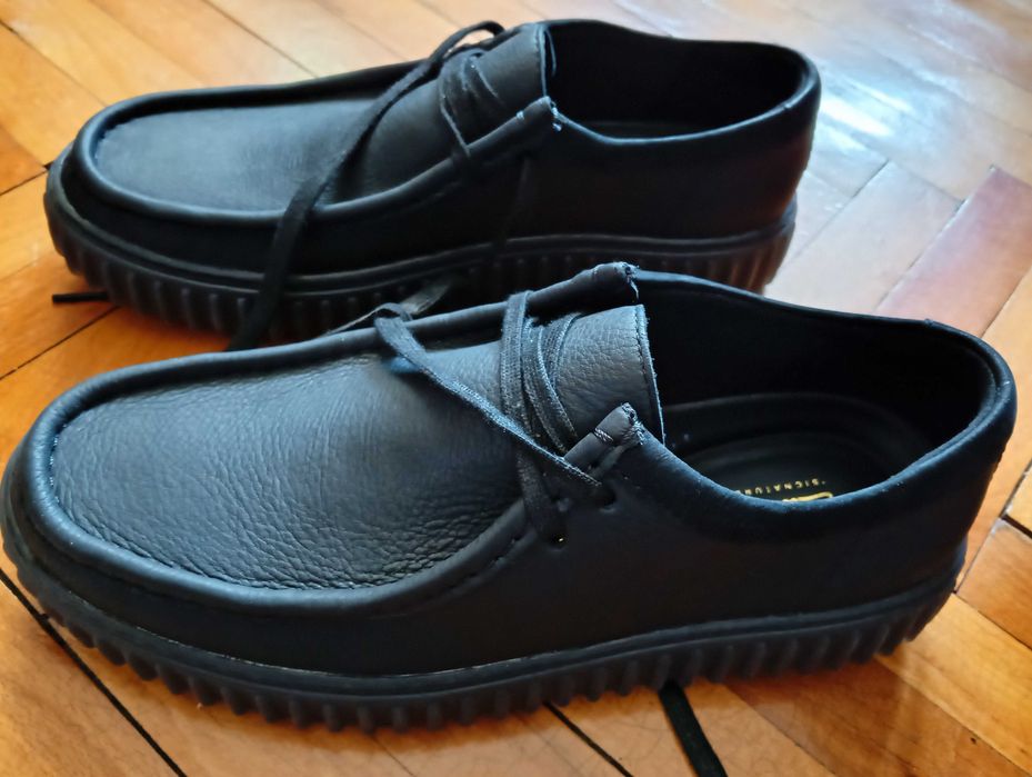 Clarks №44 - нови от естествена кожа - 40 EUR