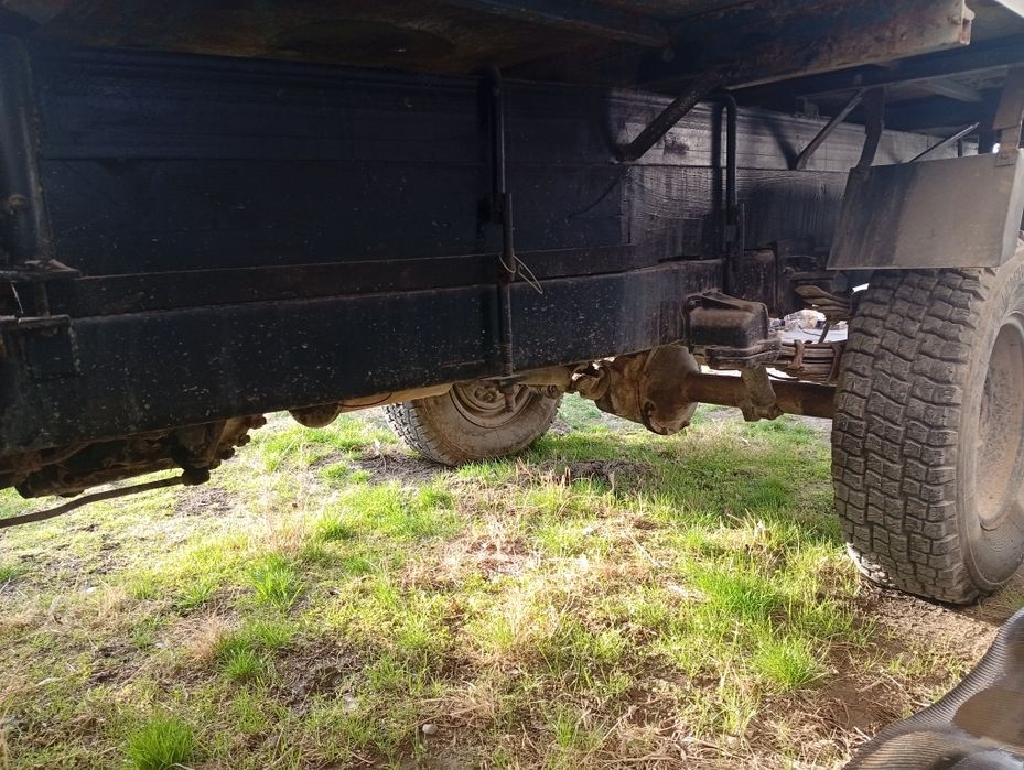 Uaz 1985 yil benzinda