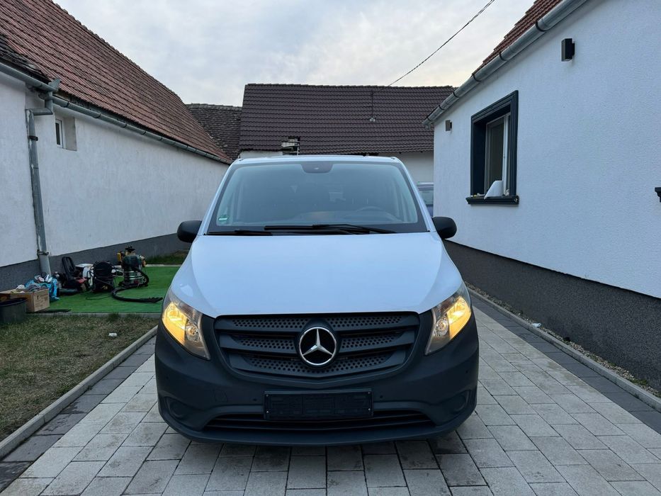 Mercedes Vito Tourer 8+1 locuri Euro 6
