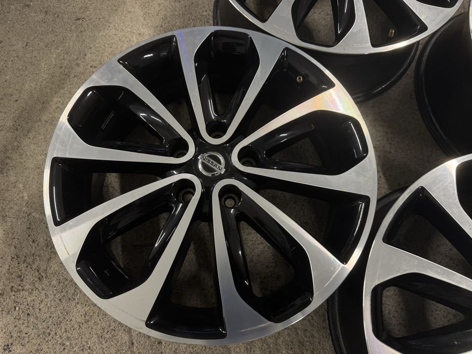 Джанти Nissan 18 5x114,3 оригинални Нисан 18 5х114,3