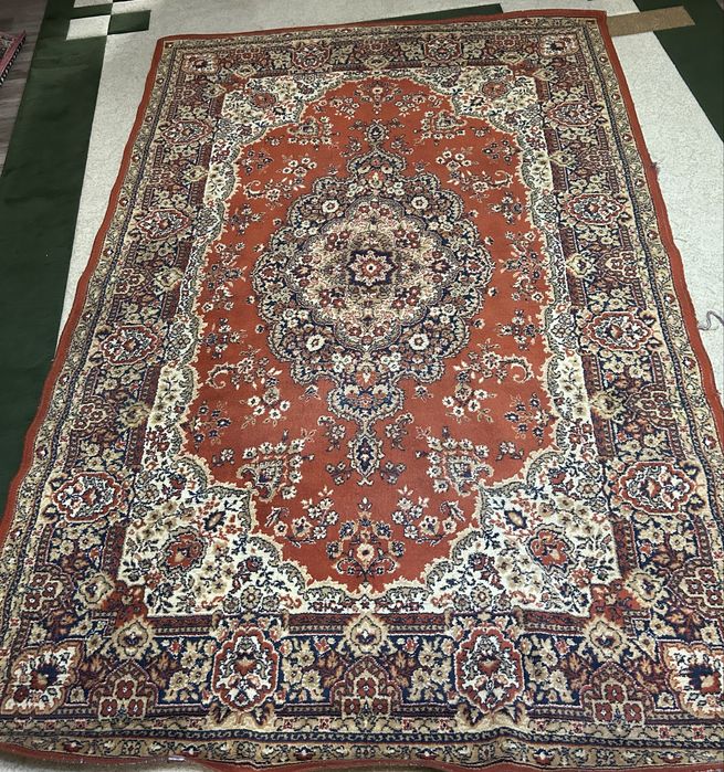 Шерстяные ковры