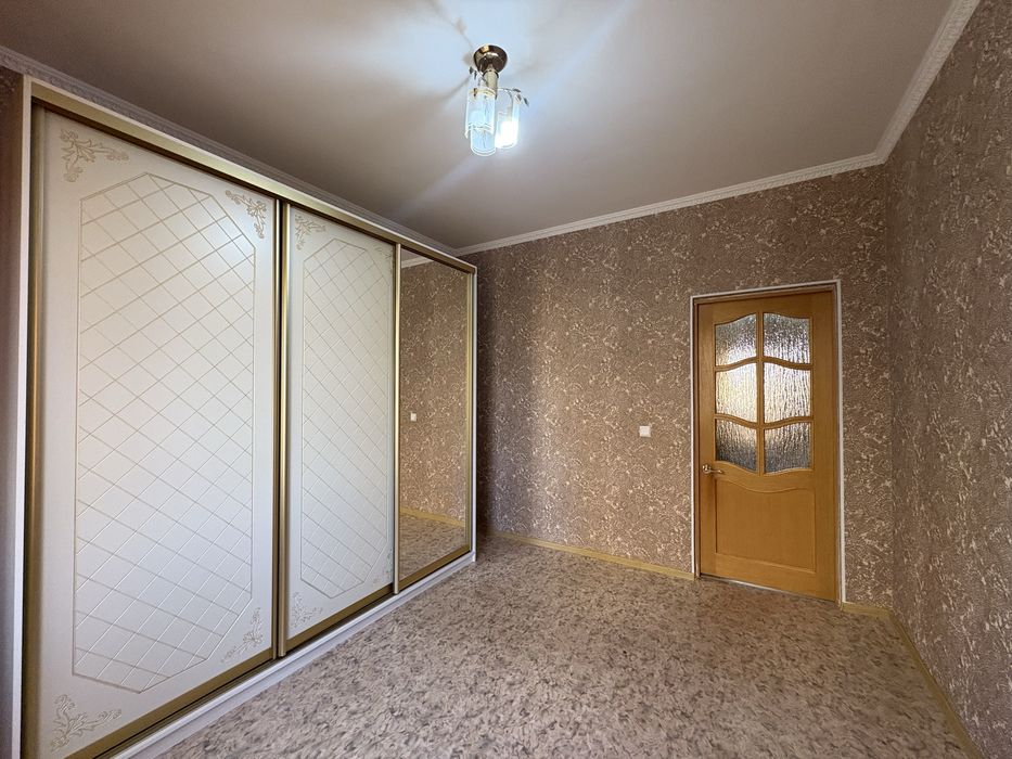 Продам 3-х комнатную квартиру