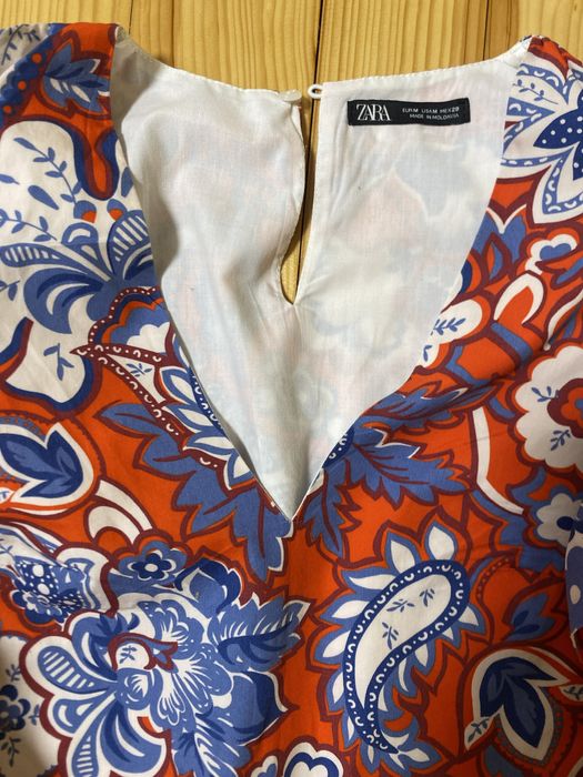 Блузи на Зара