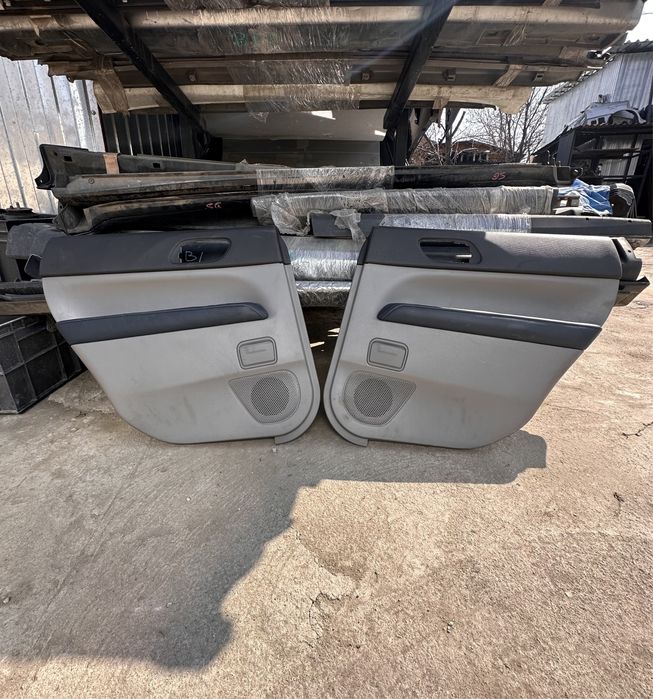 Дверные карты на Subaru