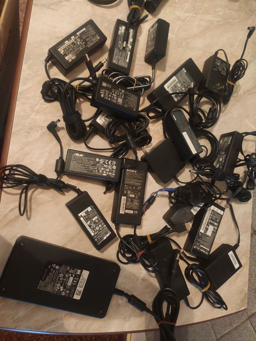 блок питания от ноутбука dell, Fujitsu ,hp,asus,aser,sony, Toshiba