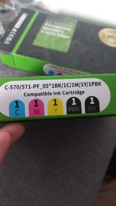 Cartușe noi ,imprimanta Canon