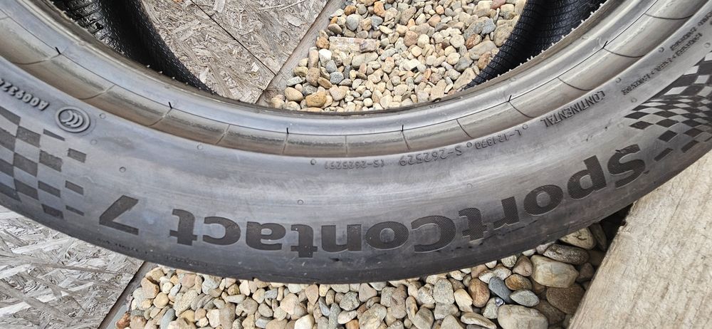 Anvelopa Bridgestone 225/55 R18 98V Continental 245/45 ZR19 102Y XL