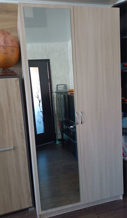 Продается шкаф бежевый