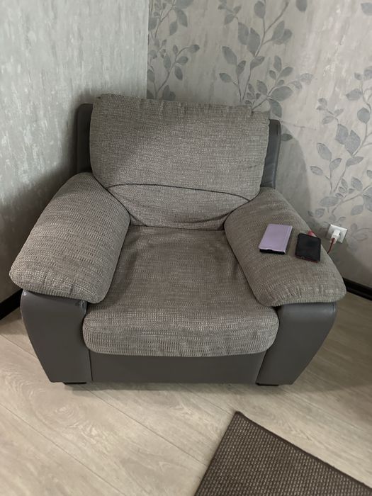 Срочно продам диваны