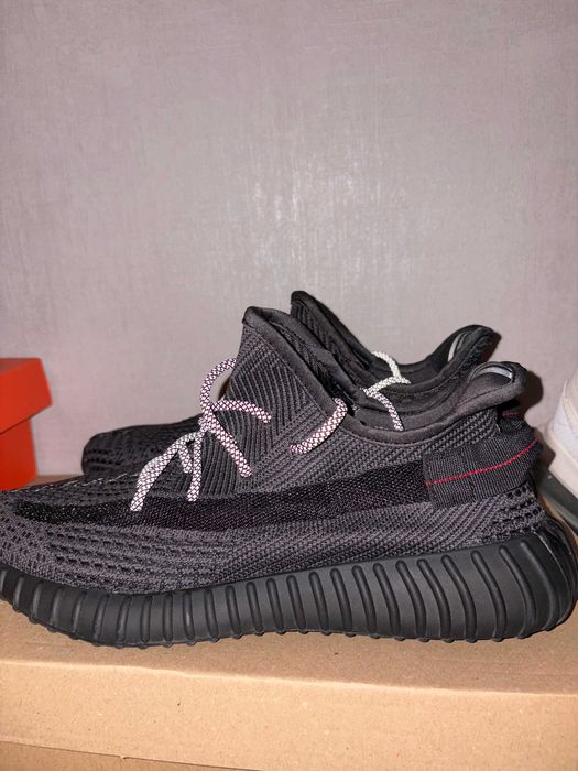 Adidas Yeezy Boost 350 V2 Black (Non-Reflective) - Номер 44