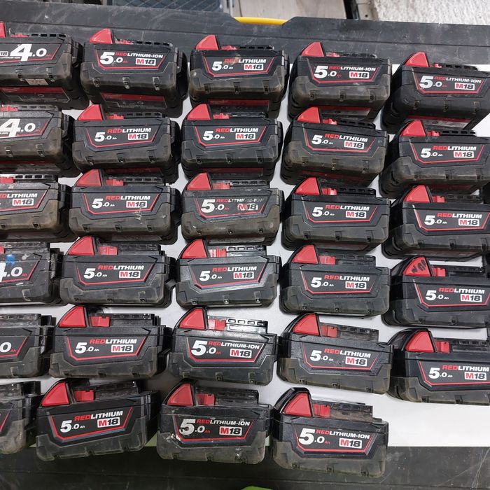 Milwaukee M18 B5 батерии Милуоки 18 волта 100%оригинал