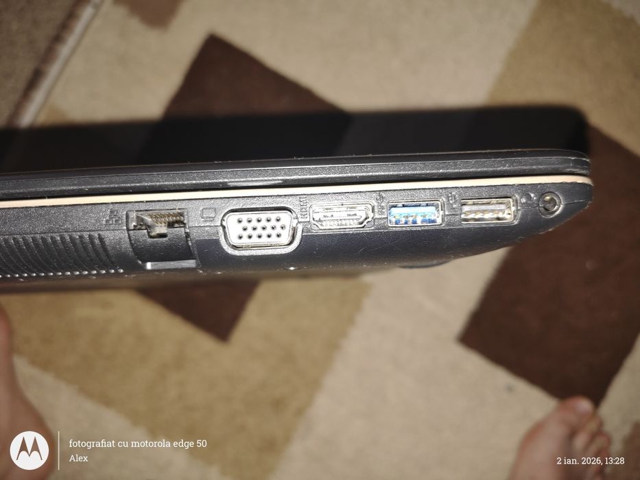 Laptop Asus Vivobook Max