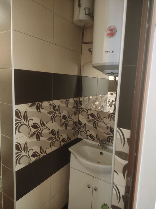 Дава се под наем Тристаен апартамент в Пловдив, Прослав - 100 кв.м за 382.5 € - Снимка #10