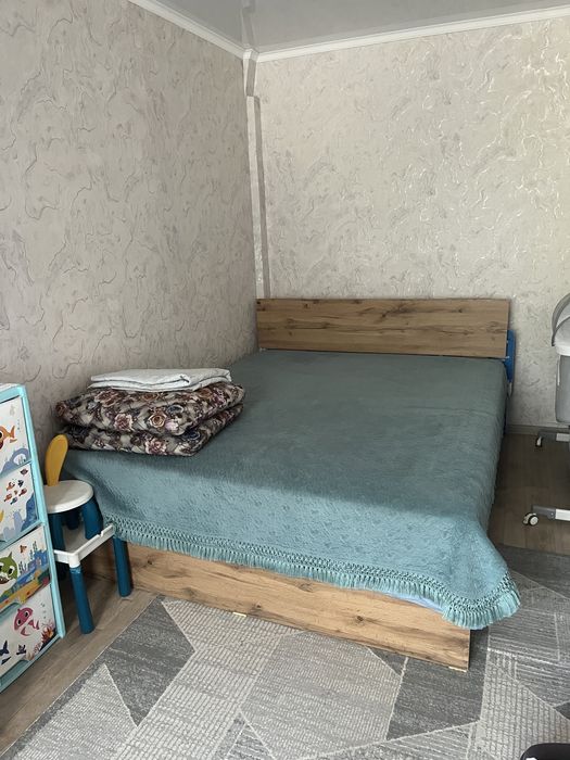 Продам шкаф и кровать