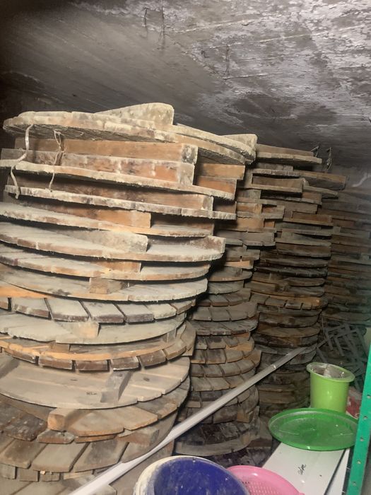 Navot va iris chiqarish uchun qozon,iris aparat hammasi bor