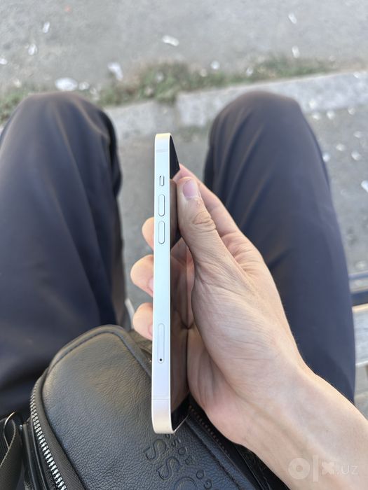 Iphone 13 SROCHNA !