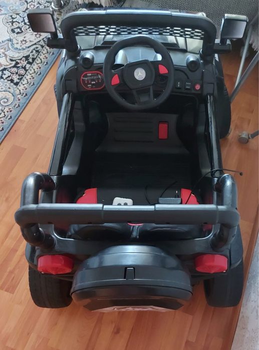 Электромашина с пультом управлений детский