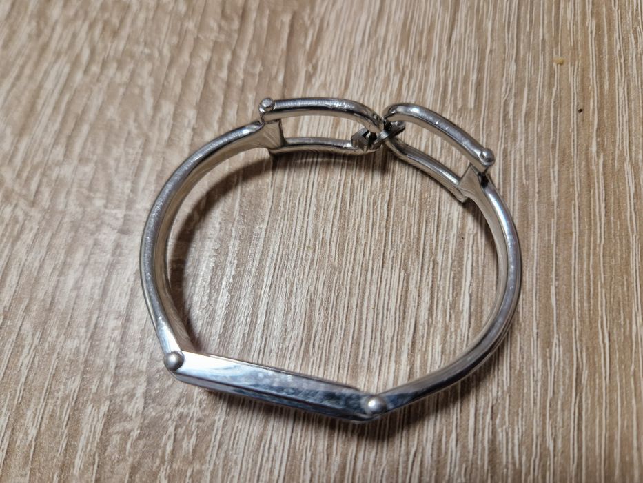 Ceas damă GUCCI  stare bună