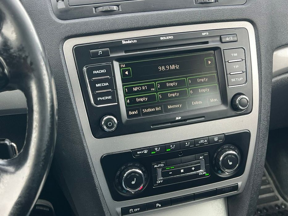 SKODA Octavia 2013 — imagine 2