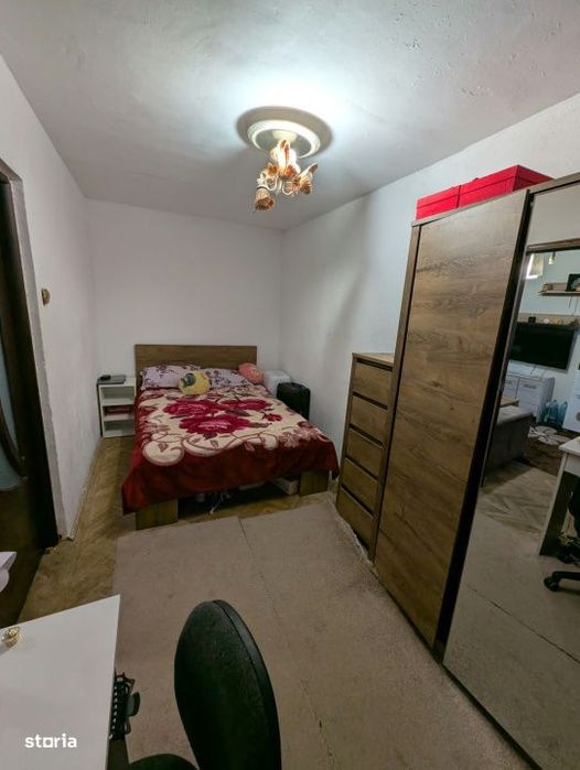 Apartament 2 camere, 31 mp, zona Valea Rosie
