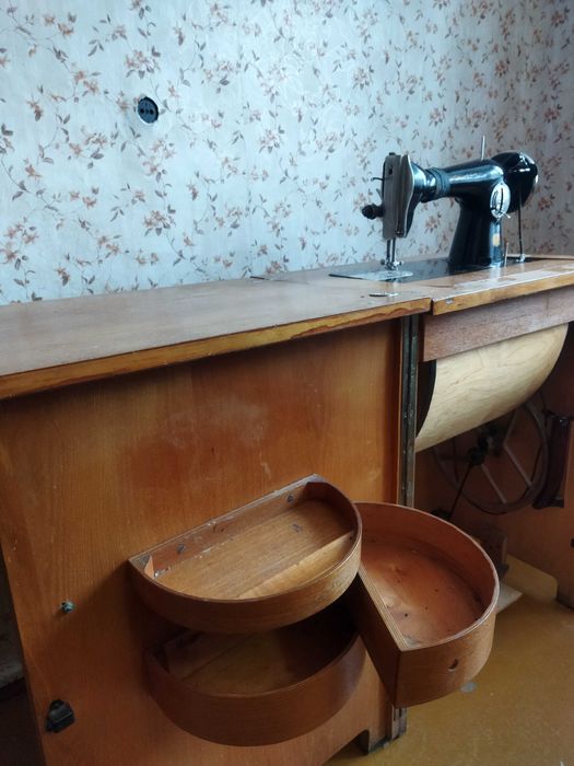 Ножная Швейная машинка