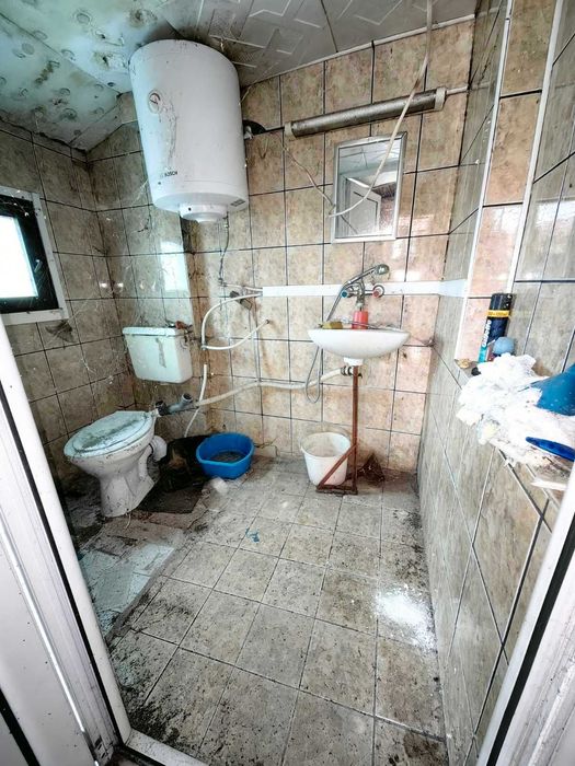 Продавам къща в гр. Перник кв. Клепало