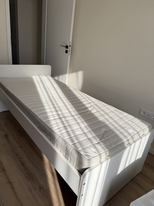 Легло IKEA SLÄKT с матрак HAFSLO