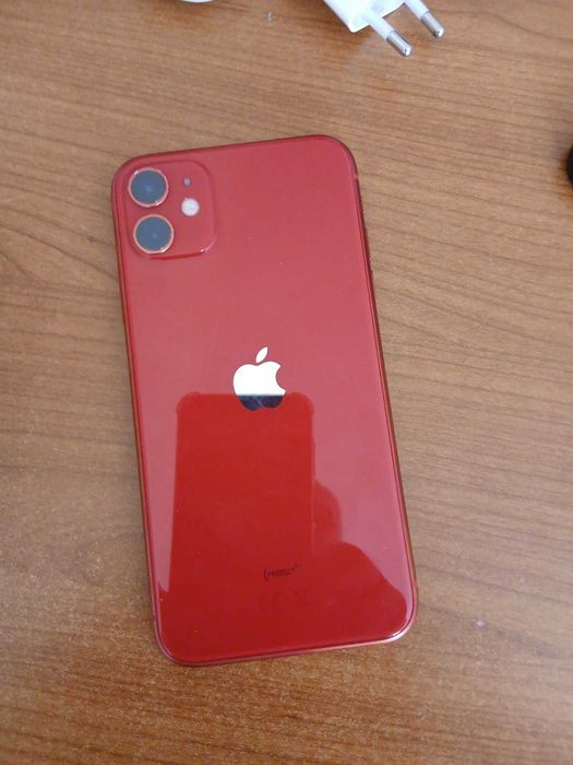 iPhone 11, 64GB, red