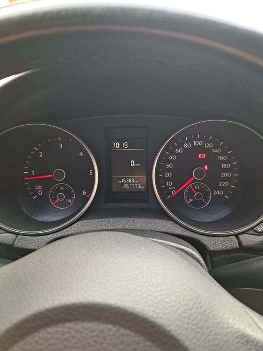 Vând golf 6 , 2.0 diesel