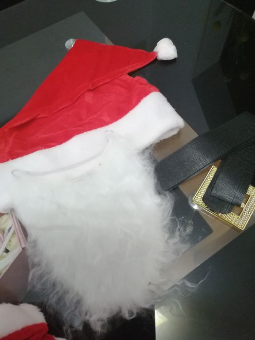 Rochita si costum Mos Craciun