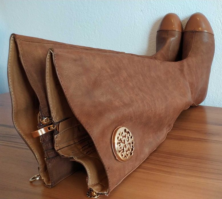 Два чифта дамски ботуши (обща цена)