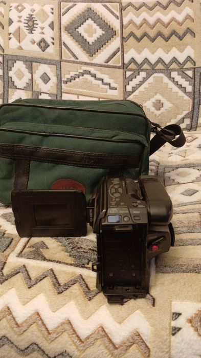 Видеокамера Панасоник