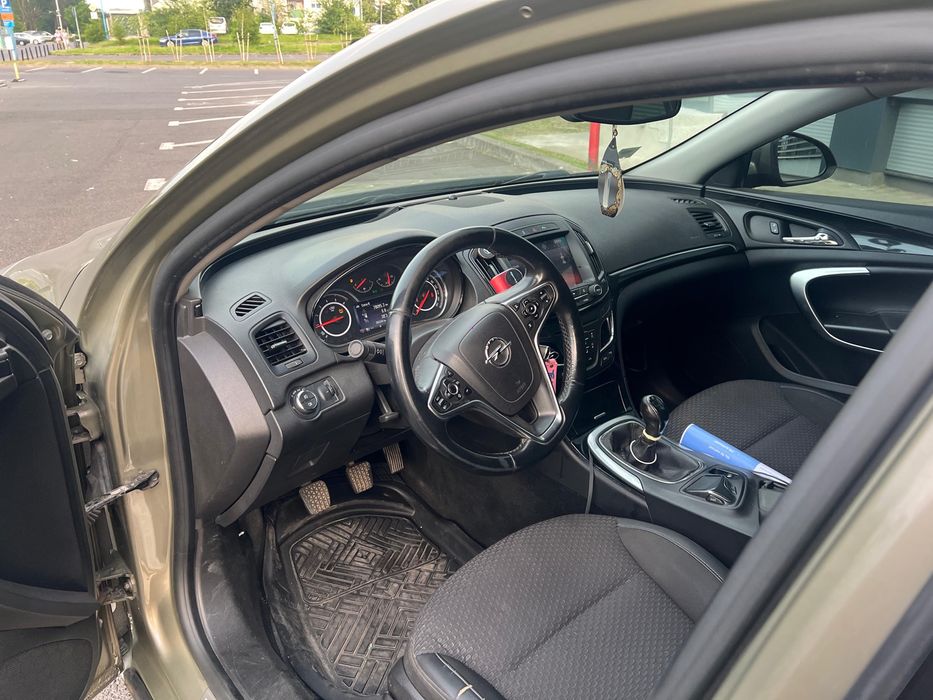 Opel Insignia model 2014