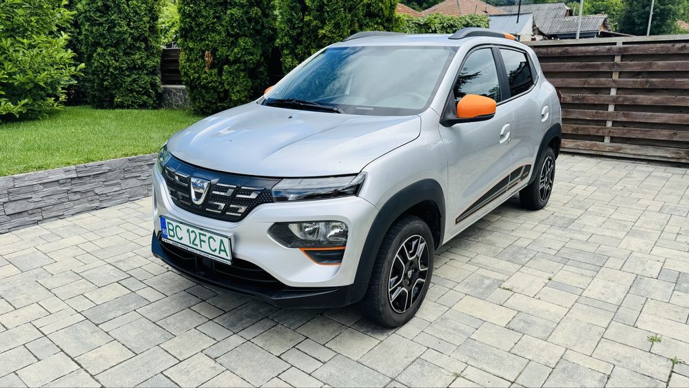 Proprietar vând Dacia Spring an 2023 in garantie