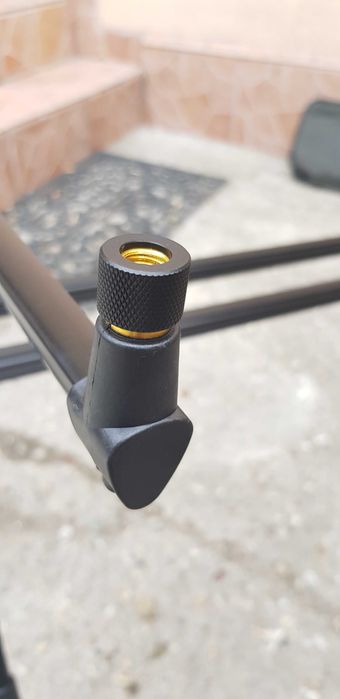 Rod pod FL BLACK EDITION pentru 4 lansete cu 4 picioare (DuoPod)FL168