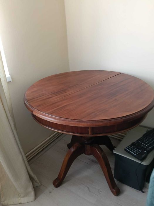 Da vanzare mobilier in stare foarte buna la preturi avantajoase